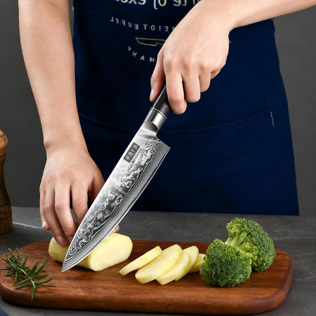 MDHAND 8 Inch VG10 Steel Chef Knife, Professional Japanese Kitchen Knife with Pakkawood Handle for Home Kitchen