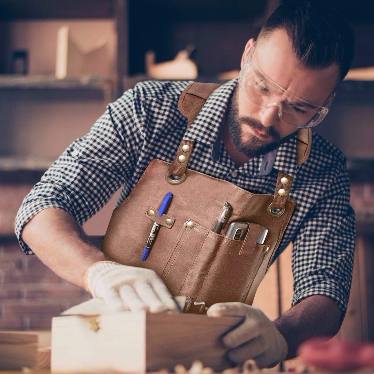 MAHAND woodworking apron made of durable wood-themed fabric, with adjustable straps and multiple tool pockets for houseware projects.
